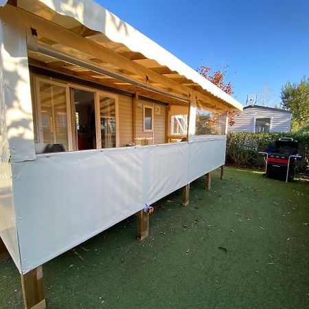 Mobil Home De Charme Frejus Exterior photo