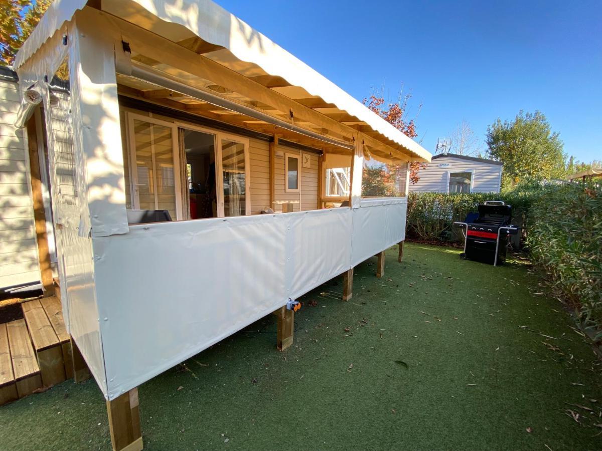 Mobil Home De Charme Frejus Exterior photo