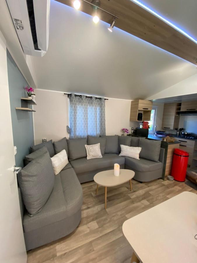 Mobil Home De Charme Frejus Exterior photo